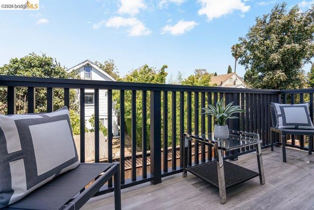 732 26th Street, Oakland, CA 94612