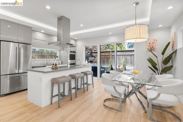 732 26th Street, Oakland, CA 94612
