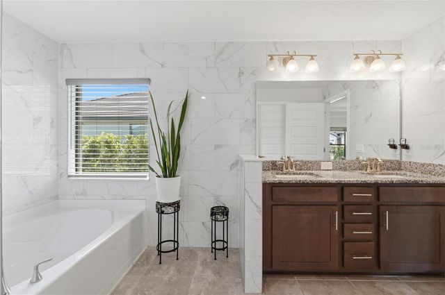 4000 JULIANA LAKE DRIVE, Auburndale, FL 33823