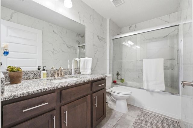 4000 JULIANA LAKE DRIVE, Auburndale, FL 33823