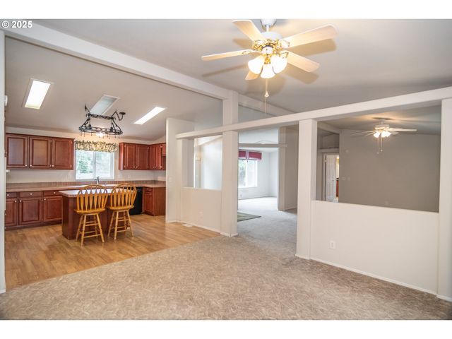 115 SAMANTHA Way, Canyonville, OR 97417