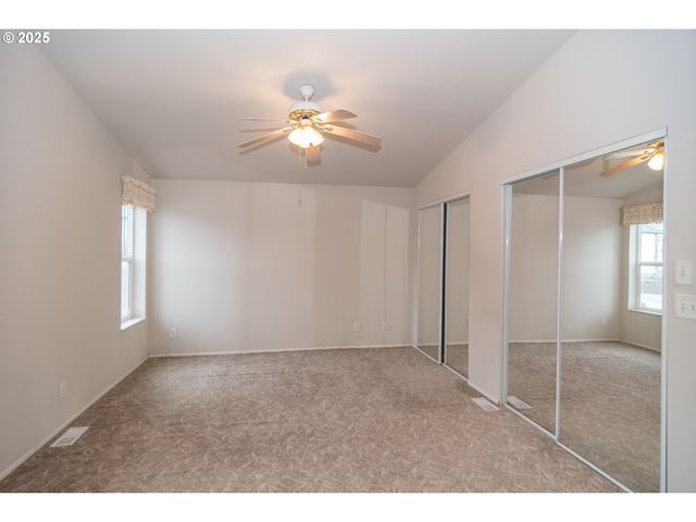 115 SAMANTHA Way, Canyonville, OR 97417