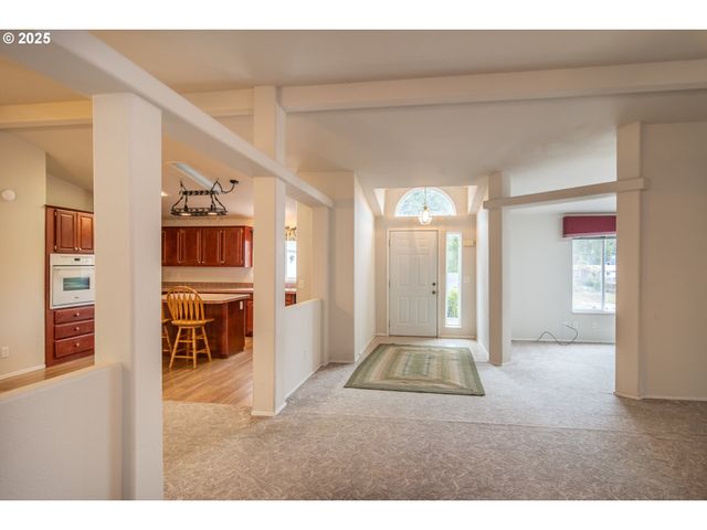 115 SAMANTHA Way, Canyonville, OR 97417