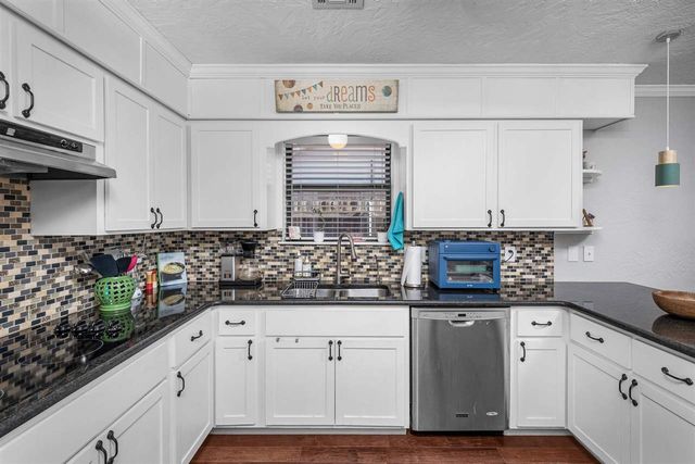 2509 NE Heritage Creek Dr, Lawton, OK 73507