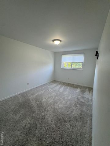 4137 Wingate Drive, Sterling Heights, MI 48310