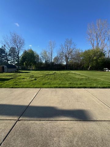 4137 Wingate Drive, Sterling Heights, MI 48310