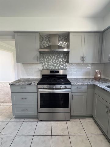 4137 Wingate Drive, Sterling Heights, MI 48310