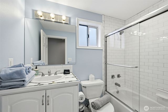 2107 N 63rd Street, Seattle, WA 98103