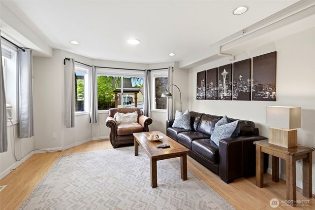 2107 N 63rd Street, Seattle, WA 98103