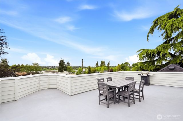 2107 N 63rd Street, Seattle, WA 98103