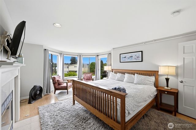 2107 N 63rd Street, Seattle, WA 98103