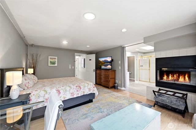 2107 N 63rd Street, Seattle, WA 98103