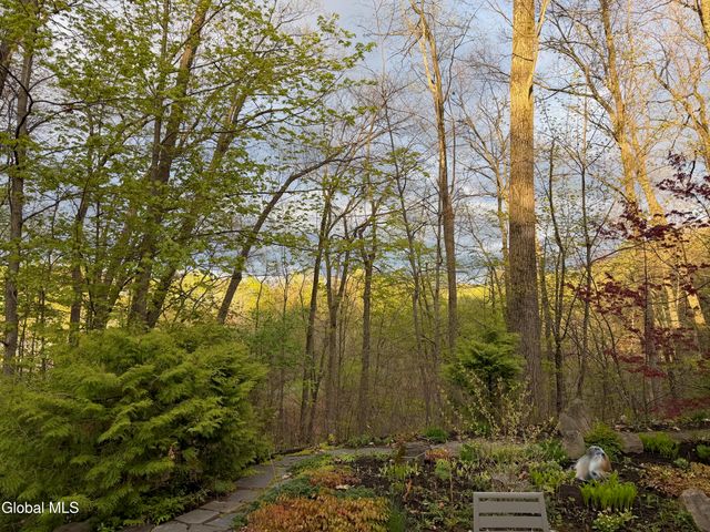 17 Ten Springs Drive, Saratoga Springs, NY 12866