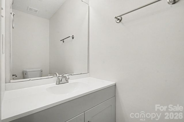 12127 Landing Green Drive, Charlotte, NC 28277