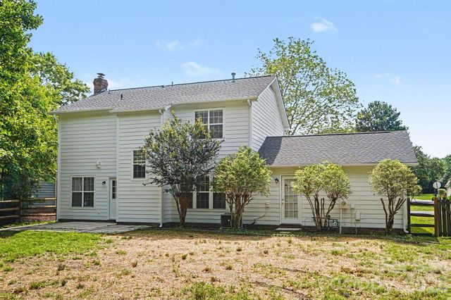 12127 Landing Green Drive, Charlotte, NC 28277