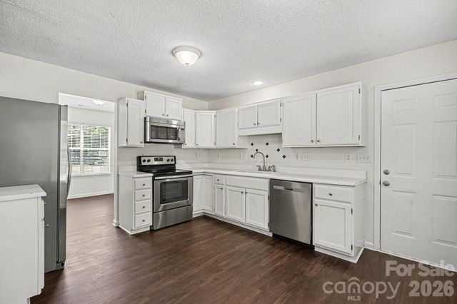 12127 Landing Green Drive, Charlotte, NC 28277