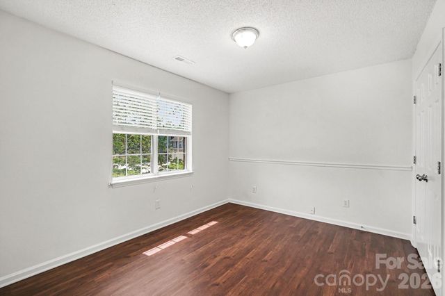 12127 Landing Green Drive, Charlotte, NC 28277
