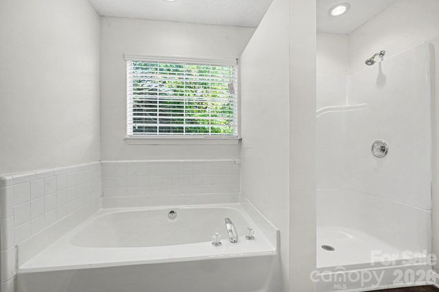 12127 Landing Green Drive, Charlotte, NC 28277