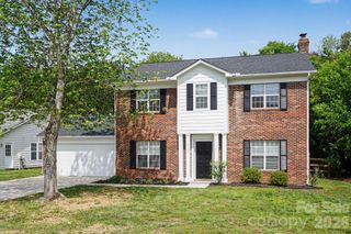 12127 Landing Green Drive, Charlotte, NC 28277