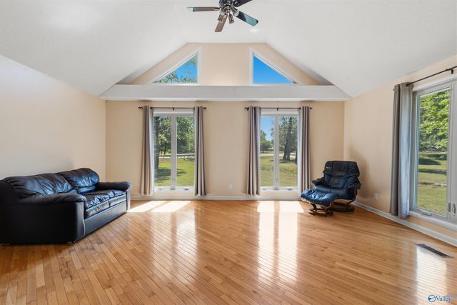 24187 Mooresville Road, Athens, AL 35613