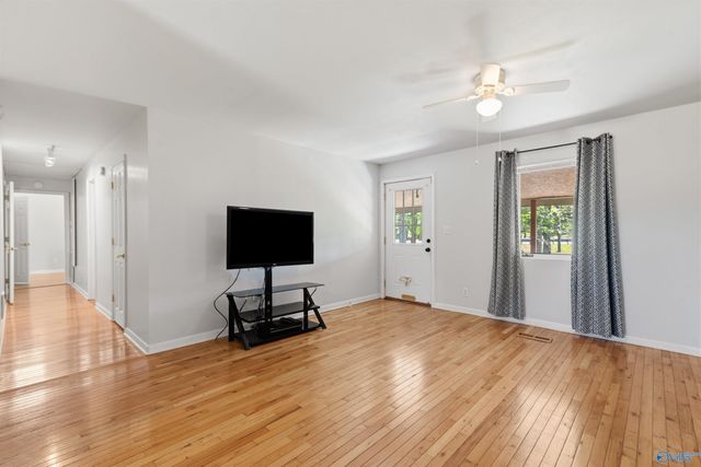 24187 Mooresville Road, Athens, AL 35613