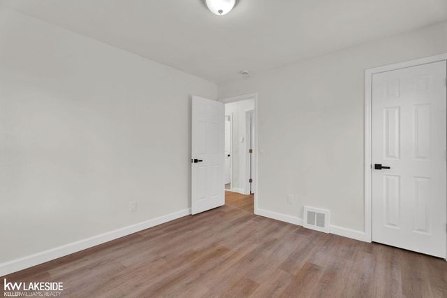 21194 Eastwood Boulevard, Warren, MI 48089