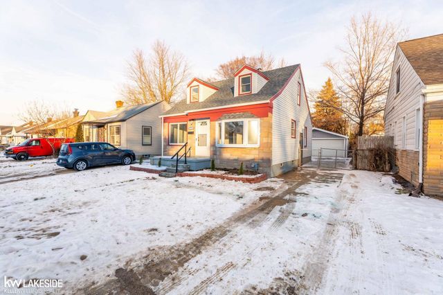 21194 Eastwood Boulevard, Warren, MI 48089