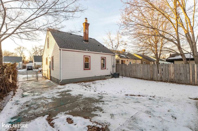 21194 Eastwood Boulevard, Warren, MI 48089