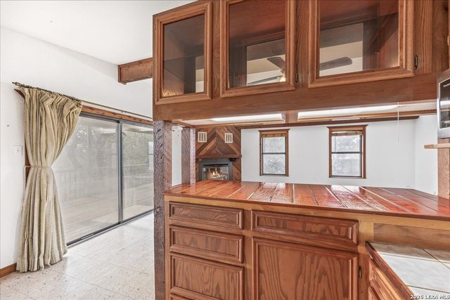 2748 Lakeshore, Canyon Lake, TX 78133