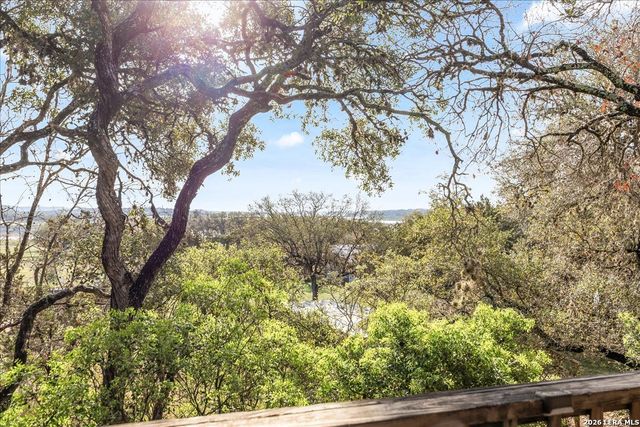 2748 Lakeshore, Canyon Lake, TX 78133