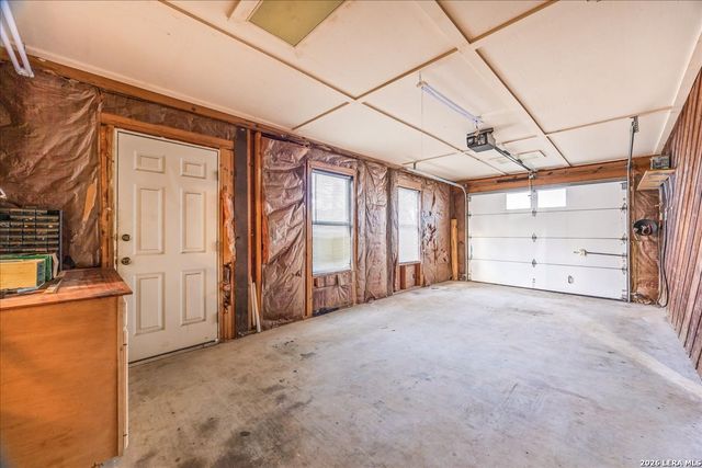 2748 Lakeshore, Canyon Lake, TX 78133