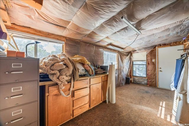 2748 Lakeshore, Canyon Lake, TX 78133