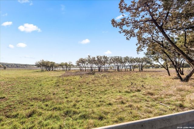 2748 Lakeshore, Canyon Lake, TX 78133