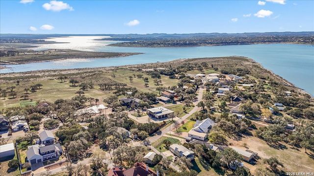 2748 Lakeshore, Canyon Lake, TX 78133