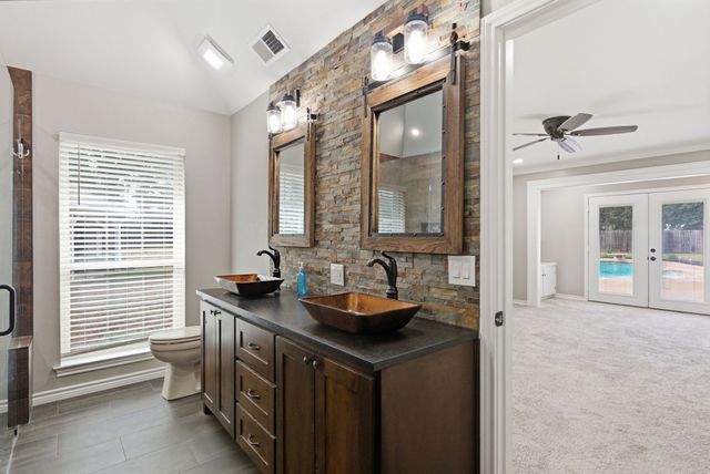 11206 Timber Creek Circle, Tyler, TX 75707