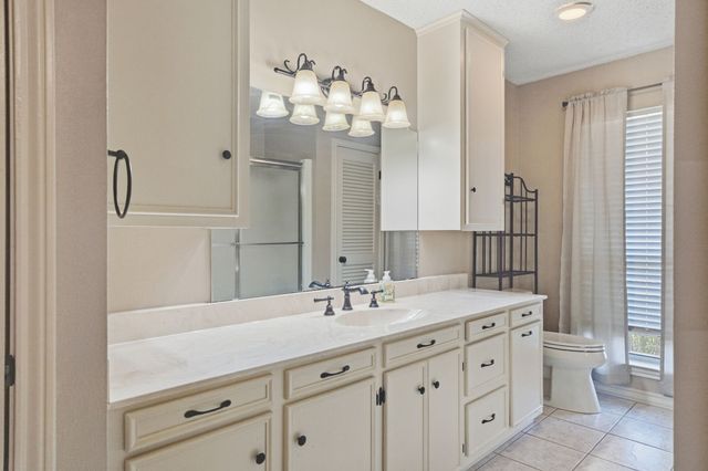 11206 Timber Creek Circle, Tyler, TX 75707