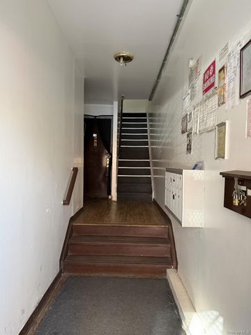 5528 98th Street, Corona, NY 11368