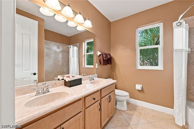 19790 Maddelena CIR, Estero, FL 33967