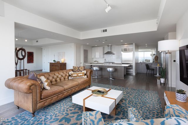 110 N Corcoran Street 2502, Durham, NC 27701