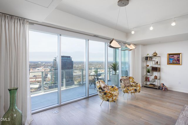 110 N Corcoran Street 2502, Durham, NC 27701