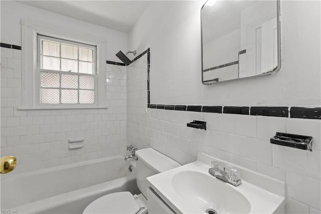 429 E Bayview BLVD, Norfolk, VA 23503