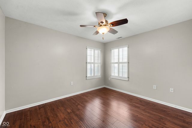 7335 Chapel Villas Lane B, Indianapolis, IN 46214