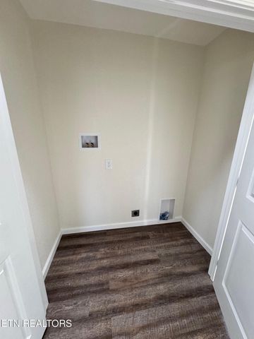 2506 Rugby Pike, Jamestown, TN 38556