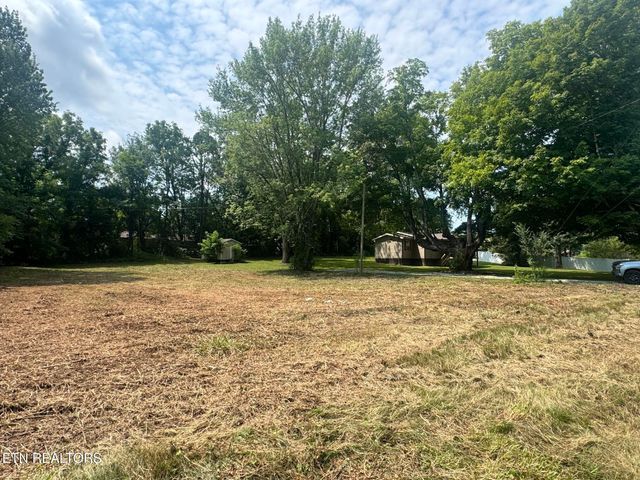 2506 Rugby Pike, Jamestown, TN 38556
