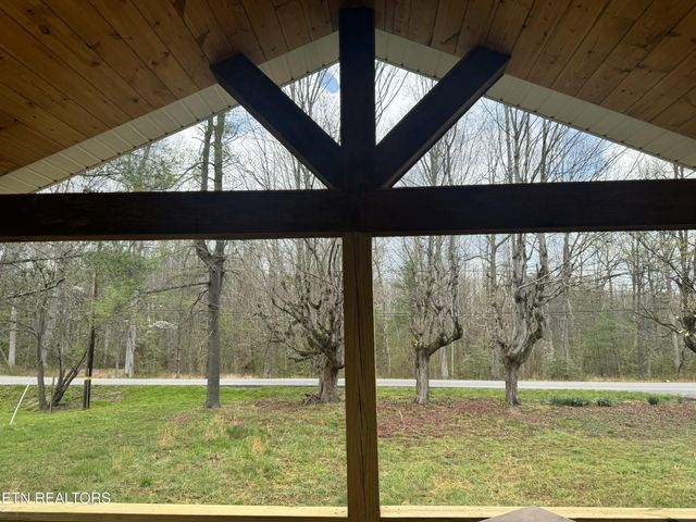 2506 Rugby Pike, Jamestown, TN 38556