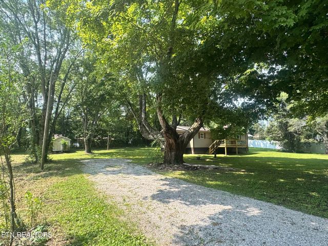 2506 Rugby Pike, Jamestown, TN 38556