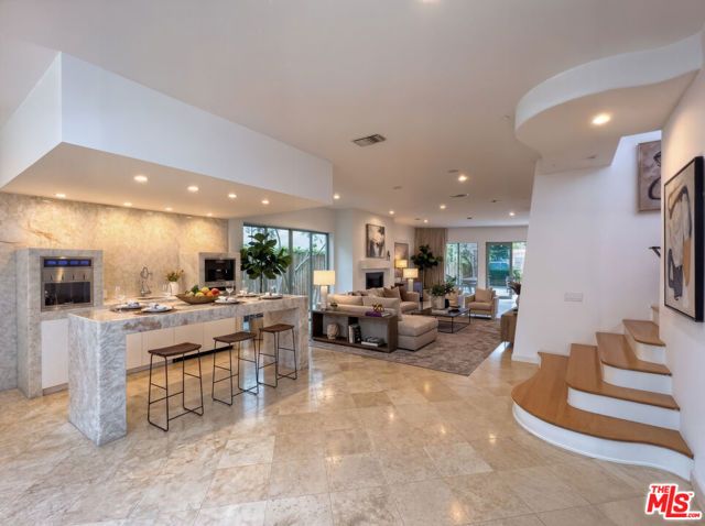 358 11th Street, Santa Monica, CA 90402