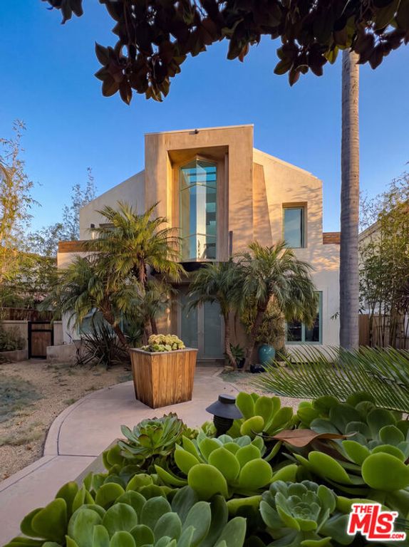 358 11th Street, Santa Monica, CA 90402