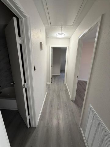 6618 Mccullum Road, Houston, TX 77489