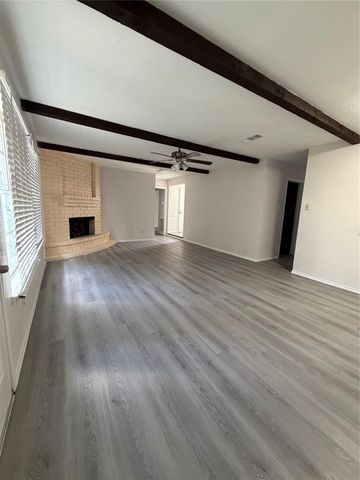 6618 Mccullum Road, Houston, TX 77489